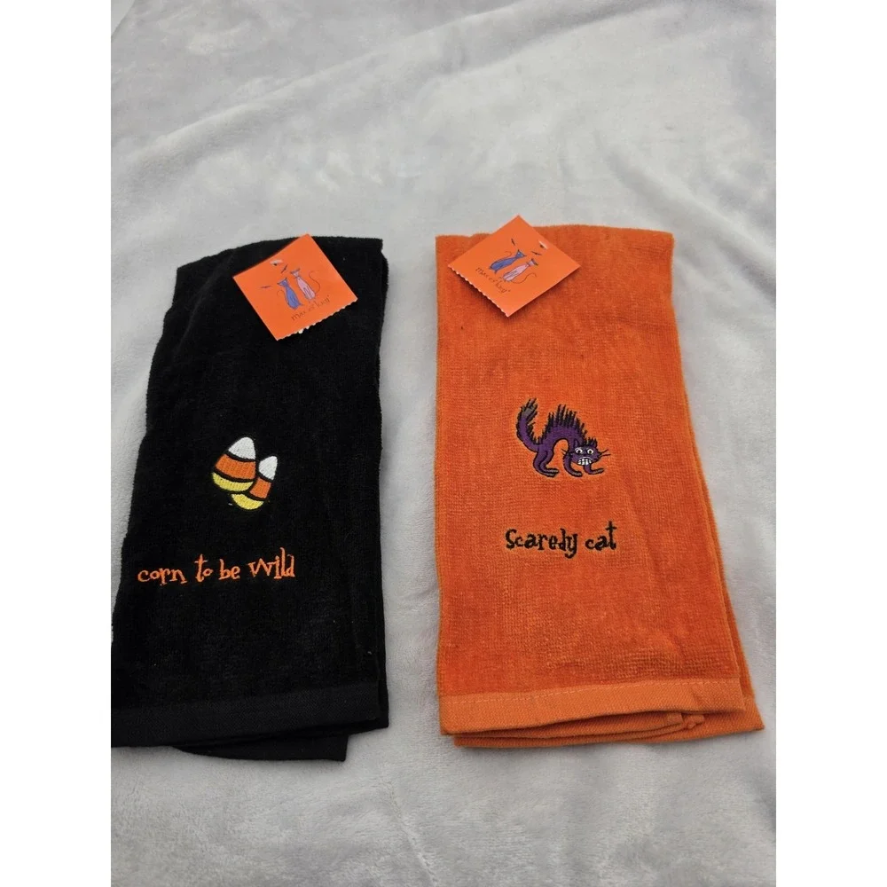 Vtg Nos halloween kitchen towels 2